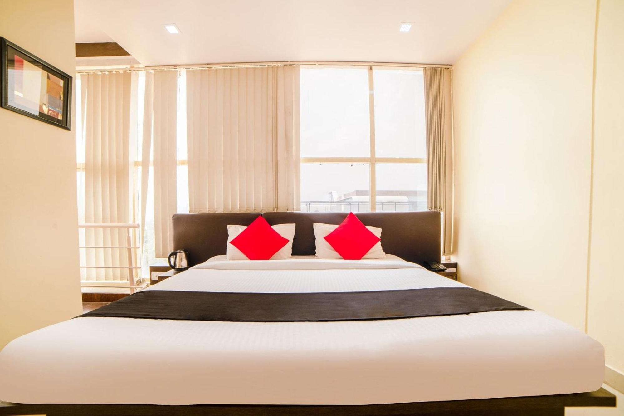 Super Capital O Raaga Grand Otel Haydarabad Dış mekan fotoğraf