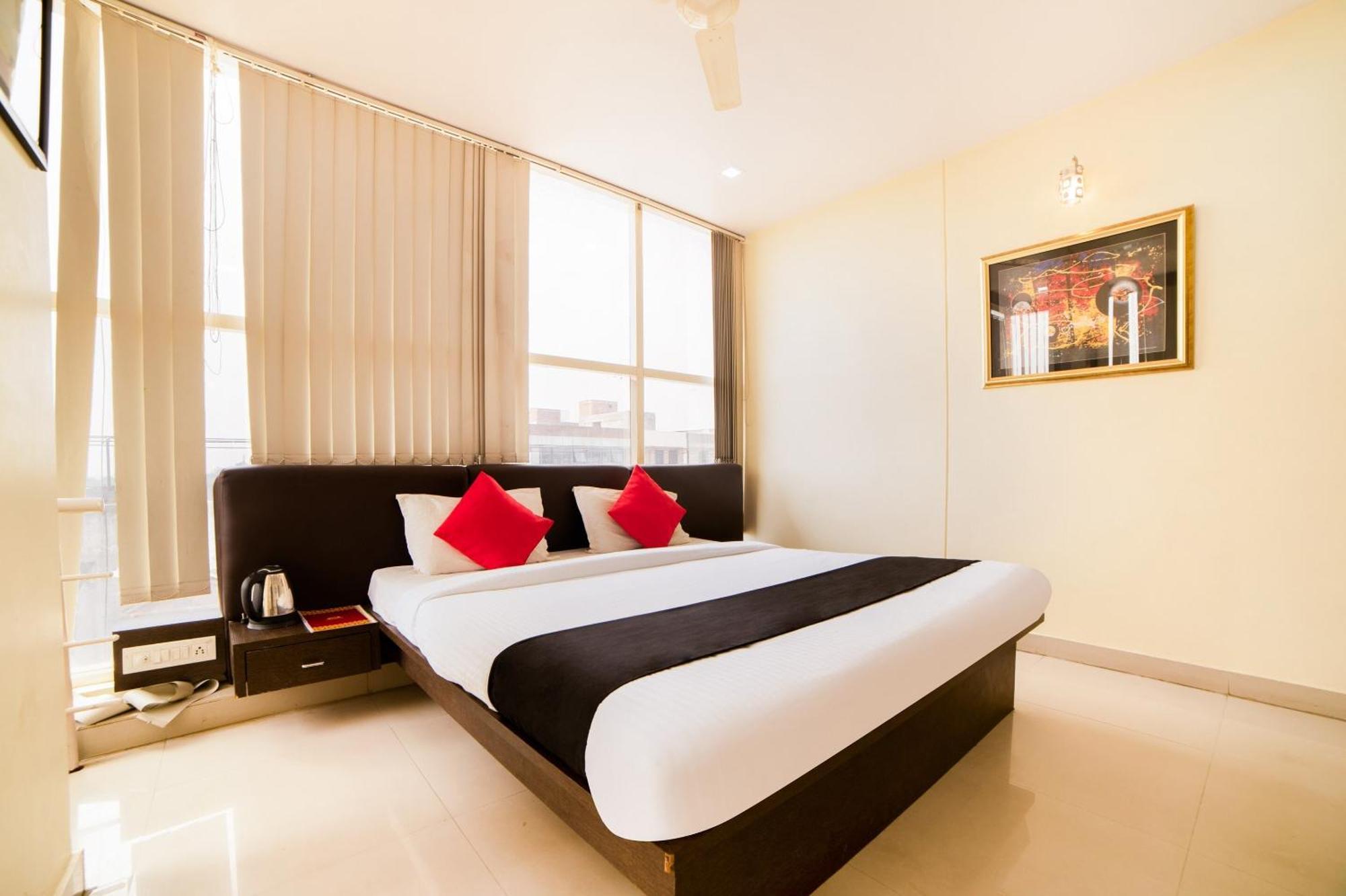 Super Capital O Raaga Grand Otel Haydarabad Dış mekan fotoğraf